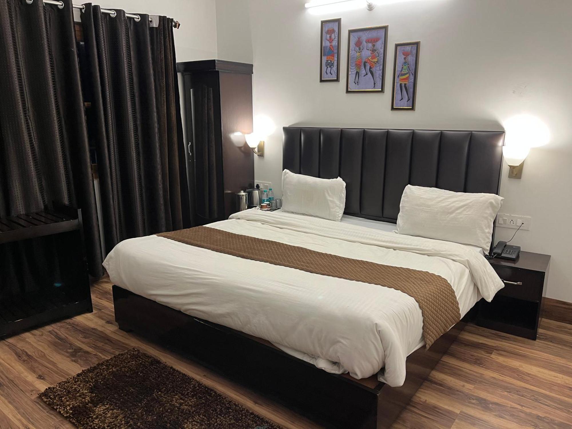 Cedar Woods Resort By Heyan Hotels Nainital Extérieur photo