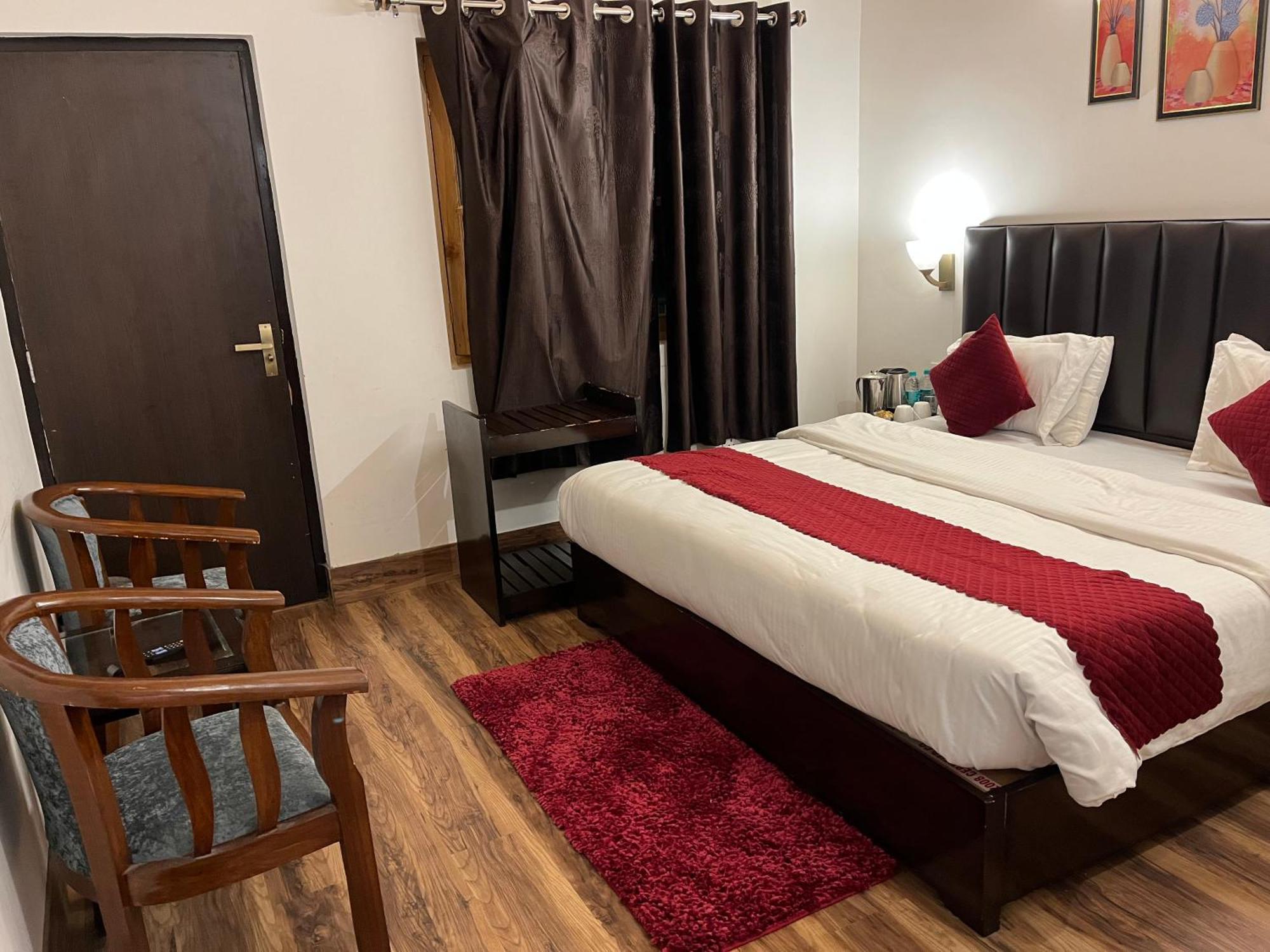 Cedar Woods Resort By Heyan Hotels Nainital Extérieur photo