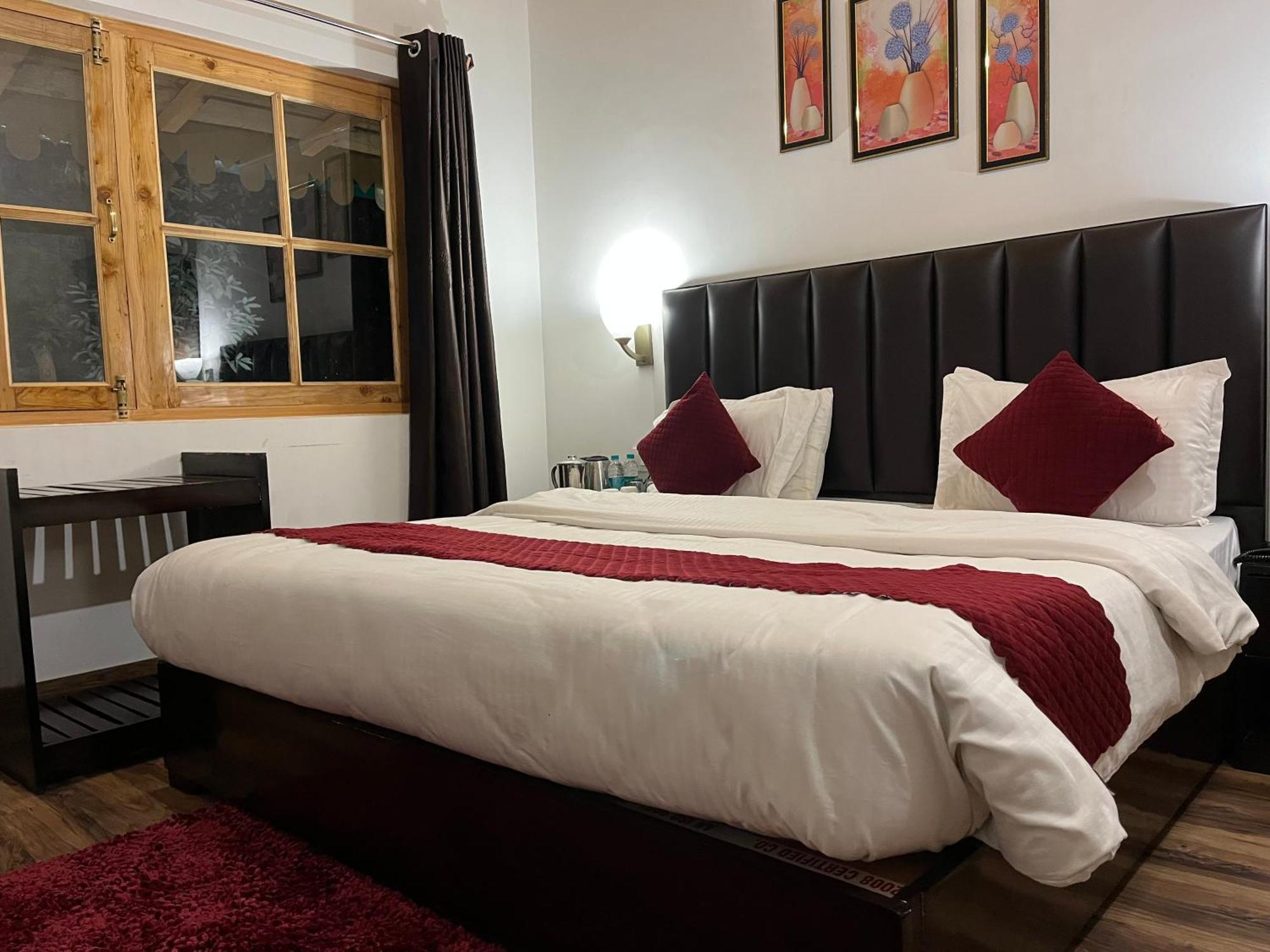 Cedar Woods Resort By Heyan Hotels Nainital Extérieur photo