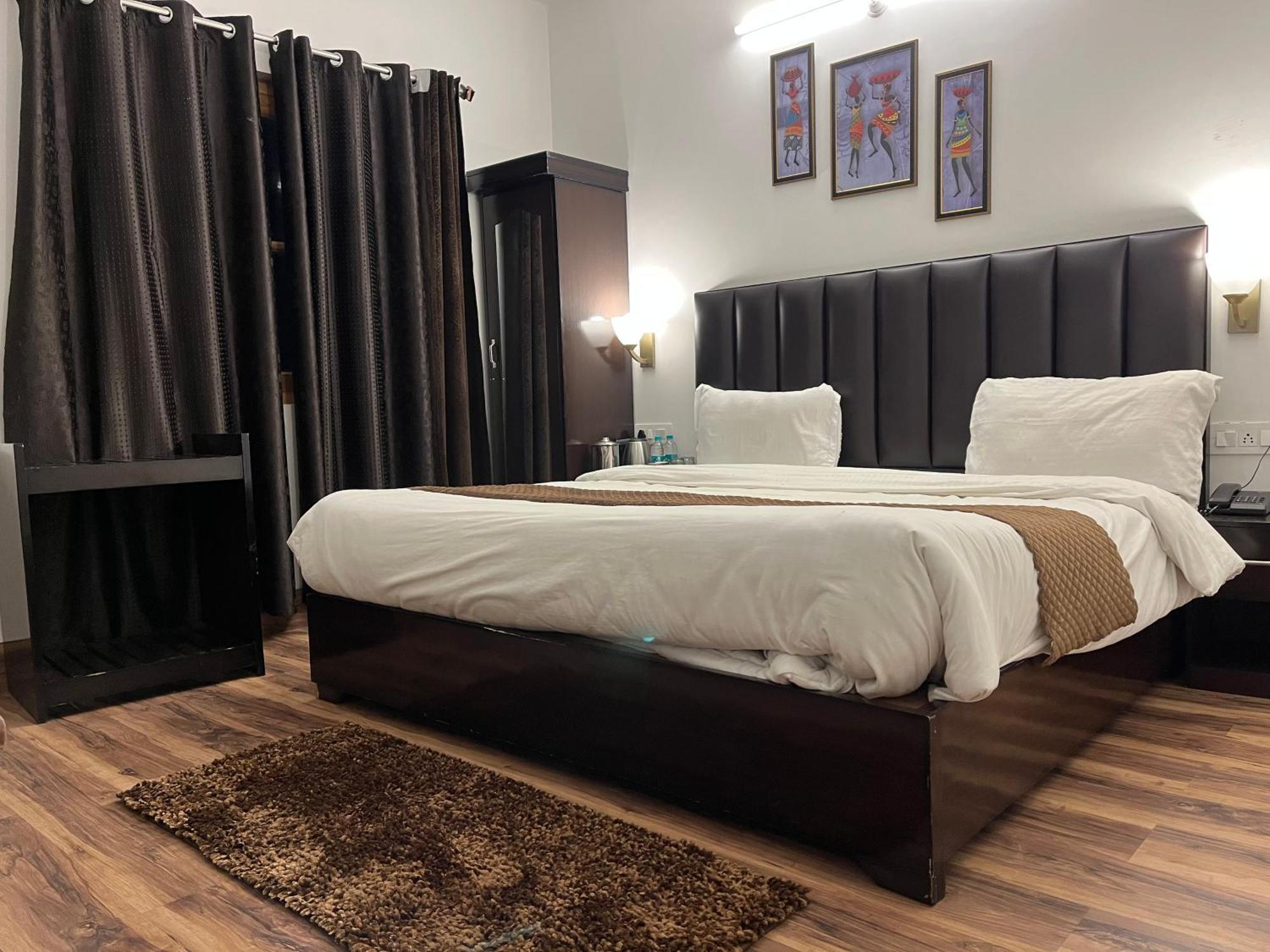 Cedar Woods Resort By Heyan Hotels Nainital Extérieur photo